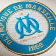 L'OM de fer dans un pull en velours !!